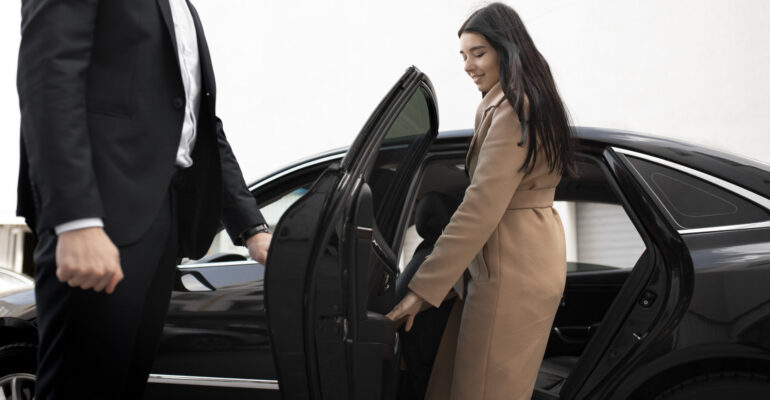 woman-getting-taxi-car